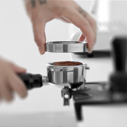 Magnetni dozirni lijak