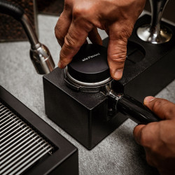 La Pavoni Leveler – Profesionalni distributer kave (črna)
