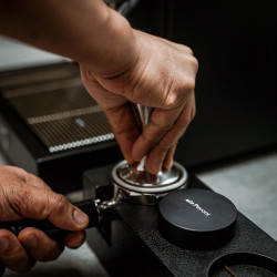 La Pavoni Leveler – Profesionalni distributer kave (črna)