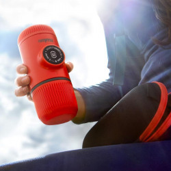 Wacaco NanoPresso (lava rdeča) + trda lupina